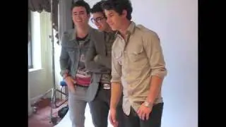 Exclusive JONAS Photo Shoot!