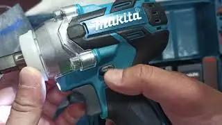 Unboxing : Makita impact wrench DTS141