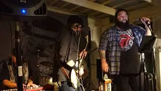 Uncle Doghouse - Six Shots