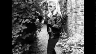 Vanessa & The O's - DEBILE MATIN