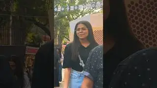 Girls reaction on shirtless bodybuilder 😱😂 #girlreaction #publicreaction #bodybuilder #reaction
