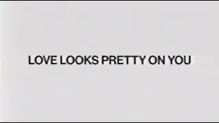 Nessa Barrett - LOVE LOOKS PRETTY ON YOU ★ (official lyric video)