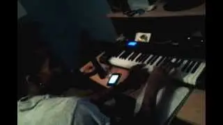 ESBProductionz making a throw away beat.