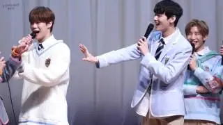 170108 아스트로(ASTRO) 부산 팬사인_새해 휴가때 동생을 만나는 멋진 형아