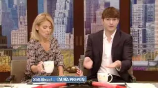 Ashton Kutcher Co Hosts With Kelly Hilarious