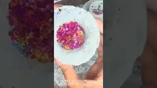 Mint berry glitter bomb 😍🫐🍓🍃 #crunchycrumbles #bakingsodaasmr #glitterbombs