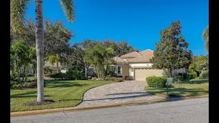 The Oaks Club, 292 Turquoise Lane, Sarasota, FL