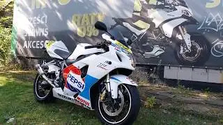 SUZUKI GSX-R 600 K4 PEPSI na wydechu DOMINATOR