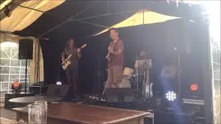 No Zone live @ The Salt Barge Northwich - The Gus Glynn Band