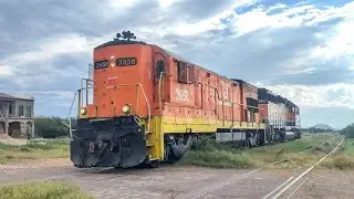 LFCD: GE U23B #3958 & EMD SD40-2 #7840 m&aacute;quinas solas.