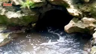NYUKCRUK GOA MATA AIR KARST KLAPANUNGGAL