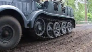 - SDKFZ 11 + Kettenkrad Militracks 2016 -