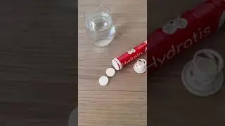Boire 2L  d'eau par jour c'est bien, avec les pastilles Hydratis c'est mieux, assimil&eacute; les nutriment