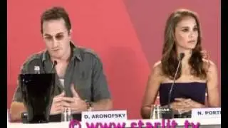 Black Swan at Venice Film Festival: the conference call and the carpet