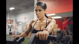 IFBB Pro Jen Ronzitti - Bikini Girl Workout