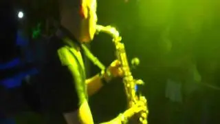 Sir Charles Play Saxobeat