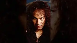 E essa cr&iacute;tica pesada aqui contra idolatria? Dio era FORA DA CURVA! #stargazer #dio #rainbow