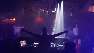 Bart Reeves live at Carr&eacute; Belgium Snippet 2
