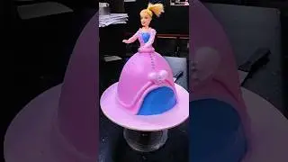 bacchon ke liye doll cake so amazing #doll cake #yt #ytshots #video aaj birthday hai 😭😭😭