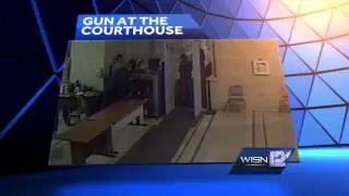 Security finds gun in woman's purse at County Courthouse