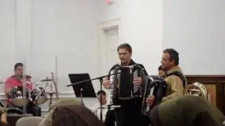 Danut si Dan Mogosmortean maranata vine