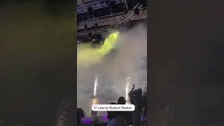 Davido&rsquo;s iconic entrance at the 5ive Alive Tour, Ibadan.🤗🐐🔥❤️#5iveAliveTour