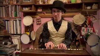Please Let Me Sleep on Your Doorstep Tonight - 1930s Christmas Song on Victorian Portable Harmonium