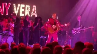 When the Light Shines - Danny Vera