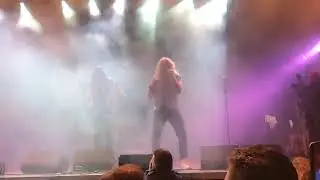 BON SCOTT - It&rsquo;s a Long Way to the Top (AC/DC cover)