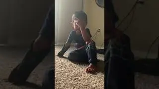 Zeeshan&rsquo;s cry act