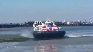 12000td hovercraft in ryde