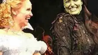 Idina on Radio talking about wicked and Kristin