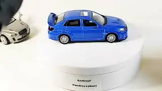 модель автомобиля Subaru Impreza WRX STI в масштабе 1:43