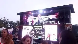 Mc Julaine - Fazenda de Inha&uacute;ma - Festival Baile das Antigas.