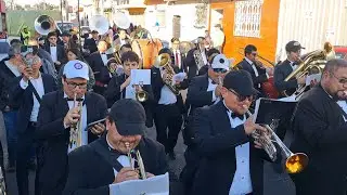 Madre, Óyeme | Banda 