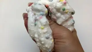 Frosted Animal Cracker Crunch floam slime