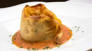 Receta de Crepes de txangurro en salsa - Eva Arguiñano