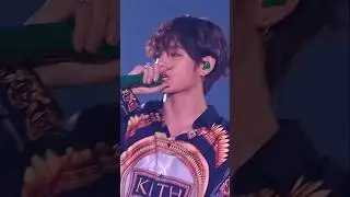 BTS V Jump part😍💜✨... #bts #shortvideo #btsarmy #btsshorts@two_queen_ #youtubeshorts#btsv#taehyung