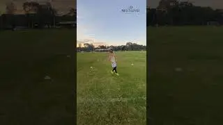 A simple passing combination, then driving forward through the colour-coded cones, and finishing.