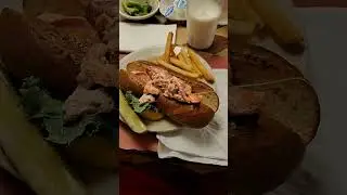 (Maine Vacation 2024) Had a #lobster 🦞 roll last night! [LOUD WARNING] #food #shorts