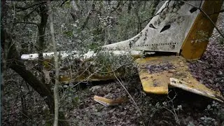 ON RECHERCHE UN AVION DISPARU APRES UN CRASH EN FORET... ENQUETE URBEX #urbex #lost