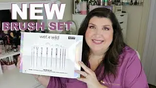 NEW! WET N WILD PRO BRUSH SET HOLIDAY 2017 -LIMITED EDITION