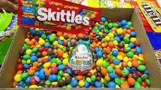 Box Full of Sweets with Daddy Finger Family Nursery Rhymes Baby Songs Learn colors for kids