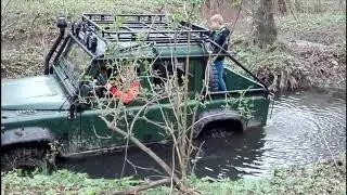 Bér 2019 április Land Rover Discovery 200 TDi Off Road