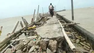 KETUA DPRD DEMAK ZAINUL FATA MENINJAU DESA TIMBUL SLOKO YANG TERDAMPAK ABRASI