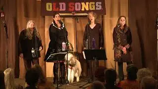 The Johnson Girls &mdash; Live at Old Songs