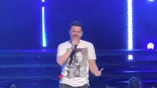 NKOTB blockcon concert Never Let You Go/Dirty Dawg