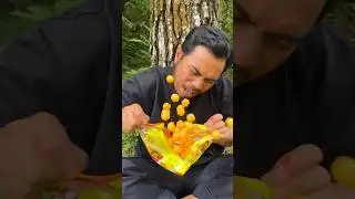 Survival skills 😍Don't let your snacks scatter #camping #snacks #lifehacks #outdoors 22