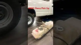 2000 Chevrolet C2500 Fuel Pump Remove and Replace