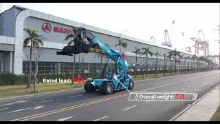 The SRSC45E5 Electric Reach Stacker: Efficiency, Safety, and Power!